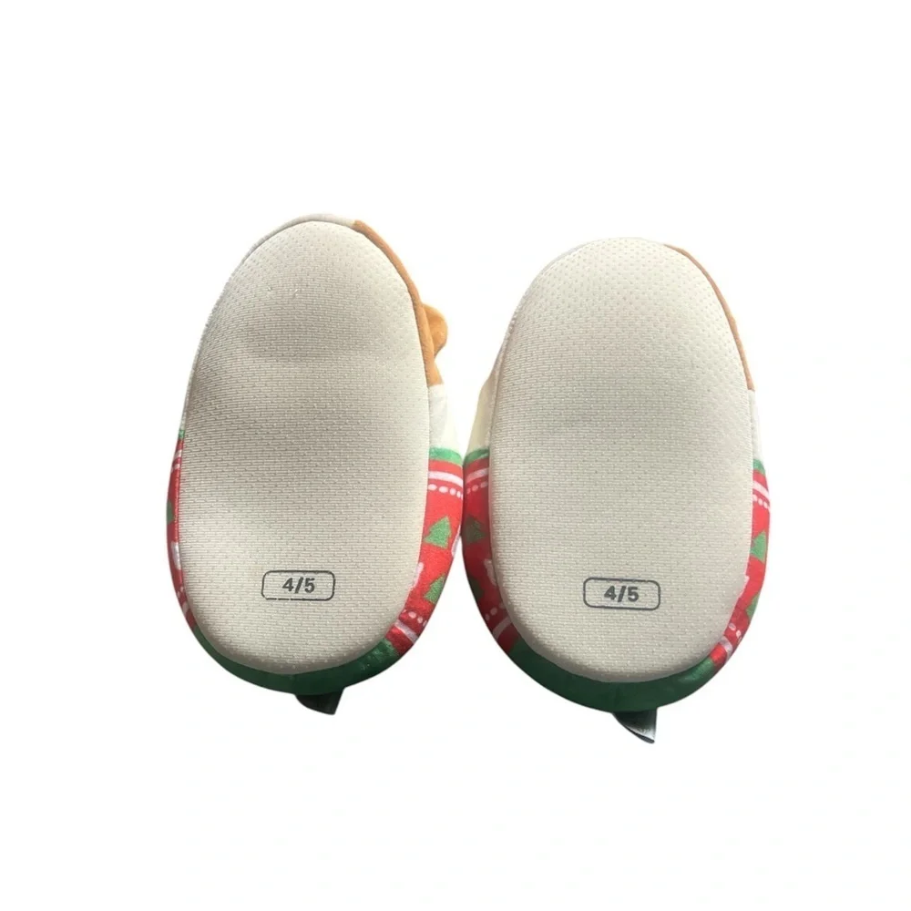 Squishmallows Christmas Sweater Cam the Cat slippers. (4-5)